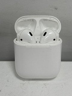 APPLE AIRPODS EARBUDS IN WHITE: MODEL NO A1602, A2031, A2032 [JPTM126275]