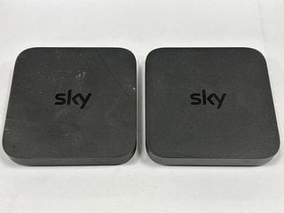 2 X SKY STREAM PUCK TV STREAMING BOX IN BLACK: MODEL NO IP061-EF-ANT (UNIT ONLY) [JPTM125082]