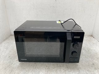 TOSHIBA MICROWAVE OVEN IN BLACK - MODEL: MW2-AM20PF(BK): LOCATION - D5