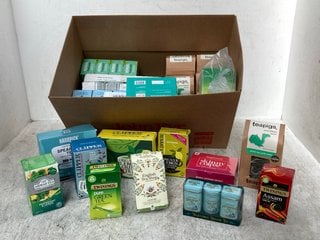 QTY OF ASSORTED CONSUMABLES TO INCLUDE HANDPICK CAFFEINE FREE SPEARMINT TEA BBE - 06/2026 & CLIPPER ORGANIC LEMON GREEN TEA BBE - 01/11/25: LOCATION - C15