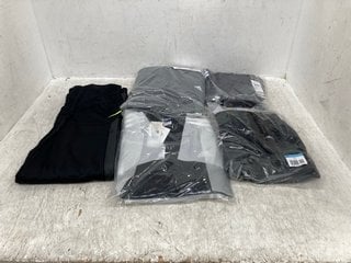 5 X ASSORTED MENS CLOTHING IN VARIOUS SIZES AND DESIGNS TO INCLUDE NIKE JOGGING BOTTOMS - UK SIZE L: LOCATION - C6