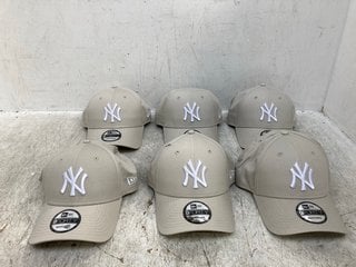 5 X NEW ERA 9FORTY ADJUSTABLE CAPS IN SAND: LOCATION - C4