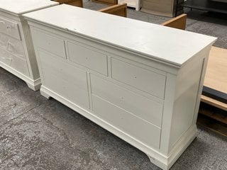 COTSWOLD FURNITURE CHANTILLY 3 OVER 4 DRAWER CHEST IN WARM WHITE FINISH: LOCATION - B8