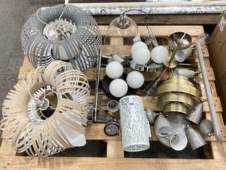 PALLET OF ASSORTED JOHN LEWIS & PARTNERS LIGHTING ITEMS TO INCLUDE CONSTELLATION 9 LIGHT SEMI FLUSH CEILING LIGHT IN BRASS & GLASS: LOCATION - C6 (KERBSIDE PALLET DELIVERY)