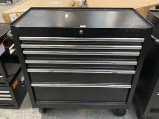 6 DRAWER WHEELED TOOL CHEST IN BLACK: LOCATION - A6