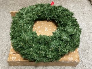 WERCHRISTMAS MAJESTIC CHRISTMAS WREATH IN GREEN 100CM: LOCATION - DR