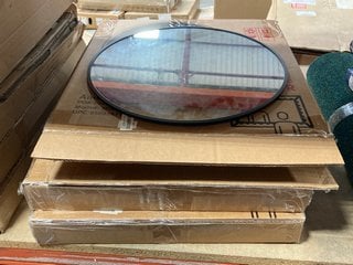 3 X AMERICAN FLAT ROUND MIRROR IN BLACK: LOCATION - DR