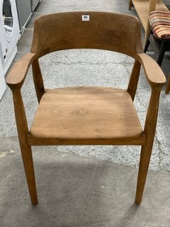 COVE DINING CHAIR IN NATURAL TEAK FINISH: LOCATION - B7