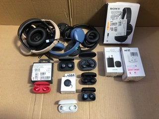 QTY OF ASSORTED ITEMS TO INCLUDE SONY MDR HEADPHONES IN BLACK: LOCATION - BR6