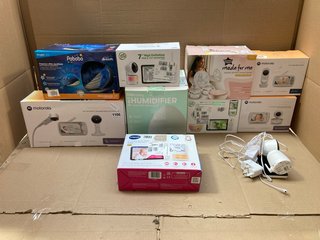 QTY OF ASSORTED BABY CARE ITEMS TO INCLUDE MOTOROLA 5.0'' FULL HD & WIFI VIDEO BABY MONITOR: LOCATION - BR8