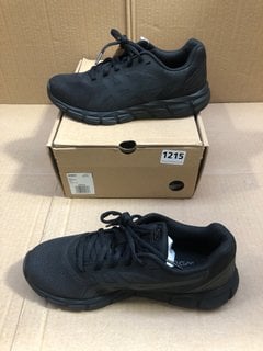 ASICS RUNNING TRAINERS IN BLACK - SIZE 6: LOCATION - BR14