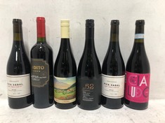 12 X BOTTLES OF ASSORTED RED WINE TO INCLUDE NUEVO MUNDO CABERNET SAUVIGNON 2021 14% 750ML (18+ PROOF OF ID) (COLLECTION DAYS MONDAY 28TH OCTOBER - WEDNESDAY 30TH OCTOBER 9AM TO 4PM)