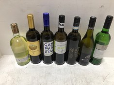 13 X BOTTLES OF ASSORTED WINES TO INCLUDE CAMPANULA PINOT GRIGIO WINE OF HUNGARY WHITE WINE 10.5% 750ML (18+ PROOF OF ID) (COLLECTION DAYS MONDAY 28TH OCTOBER - WEDNESDAY 30TH OCTOBER 9AM TO 4PM)