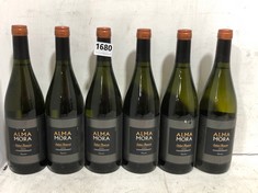 12 X BOTTLES OF ASSORTED WINE TO INCLUDE LAUS CHARDONNAY SOMONTANO 13.5% 75C(18+ PROOF OF ID) (COLLECTION DAYS MONDAY 28TH OCTOBER - WEDNESDAY 30TH OCTOBER 9AM TO 4PM)