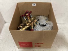 BOX OF ASSORTED ITEMS TO INCLUDE WESTCO 22MM GAS VALVE BRASS