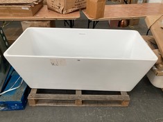 TETRA FREESTANDING DOUBLE ENDED BATH 1500 X 700MM TET1500 - RRP £399 (KERBSIDE PALLET DELIVERY)