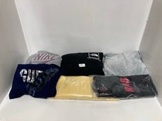 6 X ASSORTED CLOTHING ITEMS TO INCLUDE THE NORTH FACE WOMENS HOODIE IN BLACK - SIZE MEDIUM