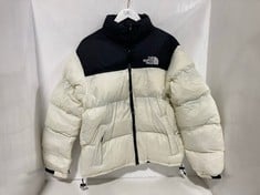 THE NORTH FACE WHITE/BLACK PUFFER COAT IN UK SIZE L- RRP £315