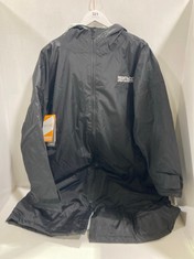 REGATTA GREAT OUTDOOR HYDRAFORT ACTIVE PERFORMANCE ADULT WATERPROOF ROBE IN BLACK - S/M