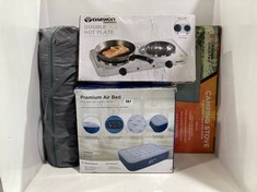 4 X ASSORTED CAMPING ITEMS TO INCLUDE DAEWOO DOUBLE HOT PLATE