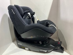 MAXI COSI CABRIOFIX I-SIZE CAR SEAT AND ISOFIX BASE IN BACK - RRP £199