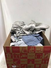 BOX OF ASSORTED CHILDRENS CLOTHES TO INCLUDE GIRLS ZARA COAT IN SAGE AGE 6 YEARS