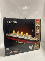 SLUBAN TITANIC MODEL BRICKS - RRP £113