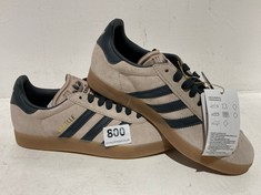 ADIDAS GAZELLE TRAINERS BEIGE/BLACK SIZE 4