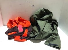 ARCTREYX S GREEN JACKET TO INCLUDE ROCK EXPERIENCE XL ORANGE JACKET