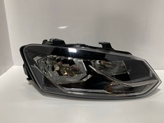 VOLKSWAGEN RIGHT HAND HEAD LIGHT - ITEM NO. 62C-941-005-B