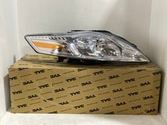 TYC LEFT HAND HEAD LIGHT 20-B618-05-2B - RRP £110 TO INCLUDE TYC RIGHT HAND HEAD LIGHT 20-B617-05-2B - RRP £110