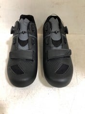 BOARDMAN ROAD CYCLE SHOES BLACK - SIZE 9