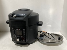 INSTANT POT DUO CRISP WITH ULTIMATE LID MULTI COOKER + AIR FRYER- RRP £219