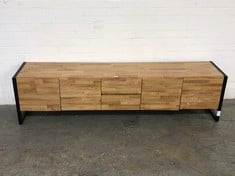 LA REDOUTE 4 DOOR 2 DRAWER TV CABINET IN OAK