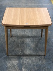 LA REDOUTE AYLIN EXTENDABLE DINING OAK DINING TABLE - MODEL NO. GHW370 - RRP £399