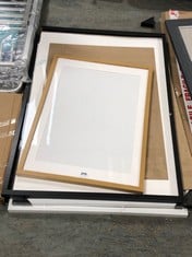 4 X ASSORTED FRAMES / CANVAS PRINTS TO INCLUDE 73 X 53CM PICTURE FRAME IN NATURAL