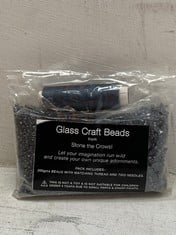 216 X STONE THE CROWS GLASS BEADS KIT - GREY - SQ 14CM - TOTAL RRP £648