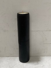 12 X STONE THE CROWS GIANT VERTICAL CANDLE - BLACK - HEIGHT 41CM - TOTAL RRP £108