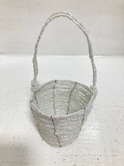 192 X STONE THE CROWS BASKET - WHITE - DIA 7CM - TOTAL RRP £960