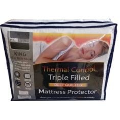 APPROX X15 ASSORTED HOME ITEMS TO INCLUDE HIGH LIVING QUILTED MATTRESS PROTECTOR, TRIPLE FILLED MATTRESS TOPPER HYPOALLERGENIC EXTRA DEEP FITTED COVER 40 CM (DOUBLE).