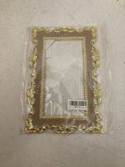 APPROX X50 ASSORTED SIZED PICTURE FRAMES.