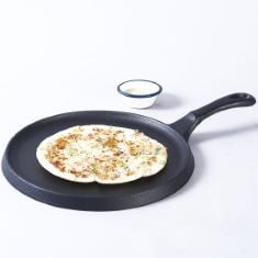 3 X WONDER CHEF FORZA CAST IRON DOSA TAWA 25CM, BLACK, (63153470).