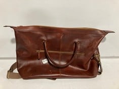 LARGE LEATHER BAG IN OX BLOOD RED