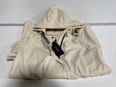 ILSE JACOBSEN RAIN MACK IN CREAM SIZE C36 - RRP £157