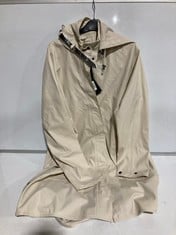 ILSE JACOBSEN RAIN MACK IN CREAM SIZE 44 - RRP £157