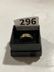 HALLMARKED STERLING SILVER AND GOLD PLATED STERLING SILVER RING WITH CELTIC STYLE WEAVED DESIGN