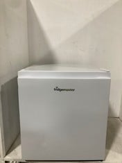 FRIDGEMASTER REFRIGERATOR MUR4545 SMALL TABLE TOP MINI FRIDGE RRP- £99.99