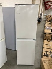 AEG FREESTANDING INTEGRATED 50/50 FRIDGE FREEZER IN WHITE (ZONE 2)