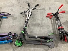 3 X WIRED ELECTRIC SCOOTER IN BLACK / GREEN (ZONE 3) (COLLECTION ONLY)