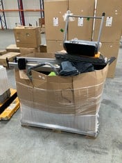 PALLET OF ASSORTED ITEMS TO INCLUDE THULE SET OF 2 ROOF BARS (ZONE 3) (KERBSIDE PALLET DELIVERY)